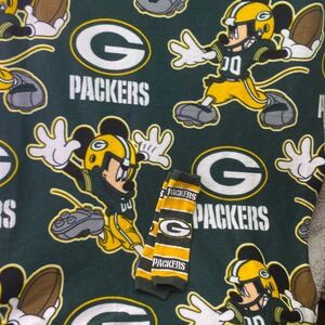 Green Bay Packers Mickey Mouse Fleece Blanket NFL Football Logo + Arm Warmers